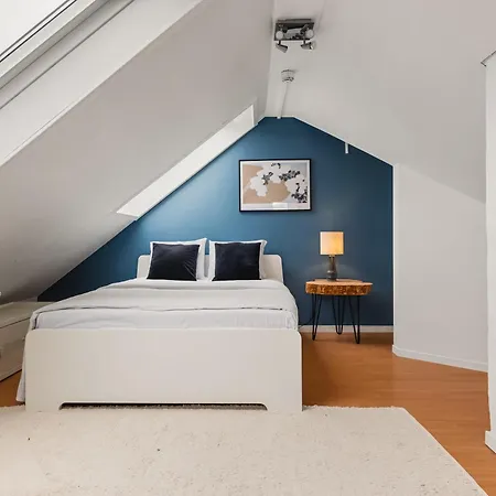 2-story Floor I 3x Work Space I Shared Garden *