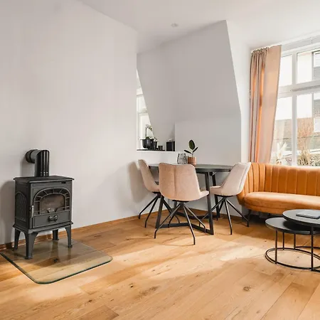 2-story Floor I 3x Work Space I Shared Garden Διαμέρισμα